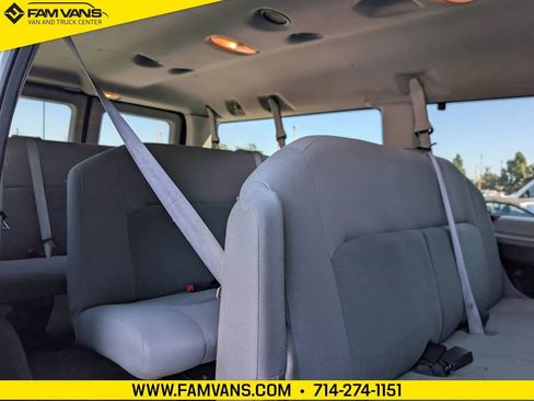 Used 2013 Ford E-350 and Econoline 350 XLT RWD image 10