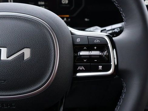 New 2026 Kia Carnival SX image 34