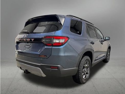 New 2026 Honda Pilot TrailSport image 7