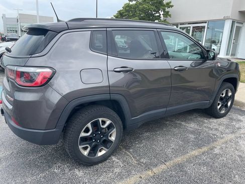 Certified 2018 Jeep Compass Trailhawk w/ Leather Interior Group AWD/4WD image 4