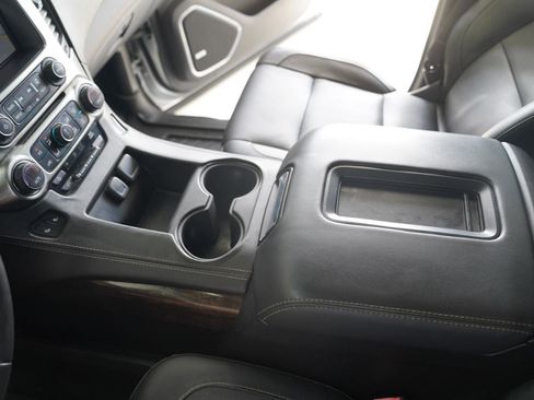 Used 2015 Chevrolet Tahoe LT RWD image 21