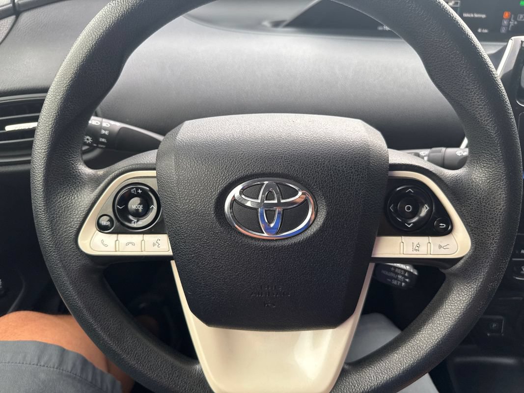 Used 2017 Toyota Prius One FWD image 32