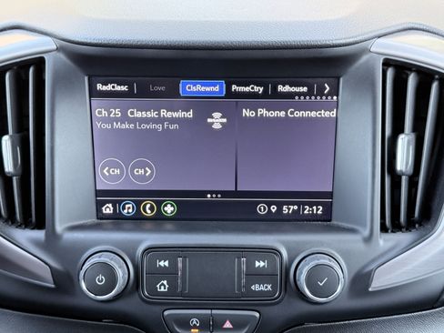 Used 2024 GMC Terrain AT4 image 29