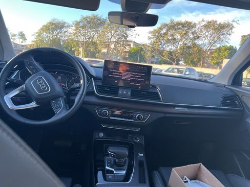 Used 2025 Audi Q5 2.0T Premium image 10