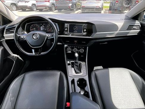 Used 2019 Volkswagen Jetta SE FWD image 21
