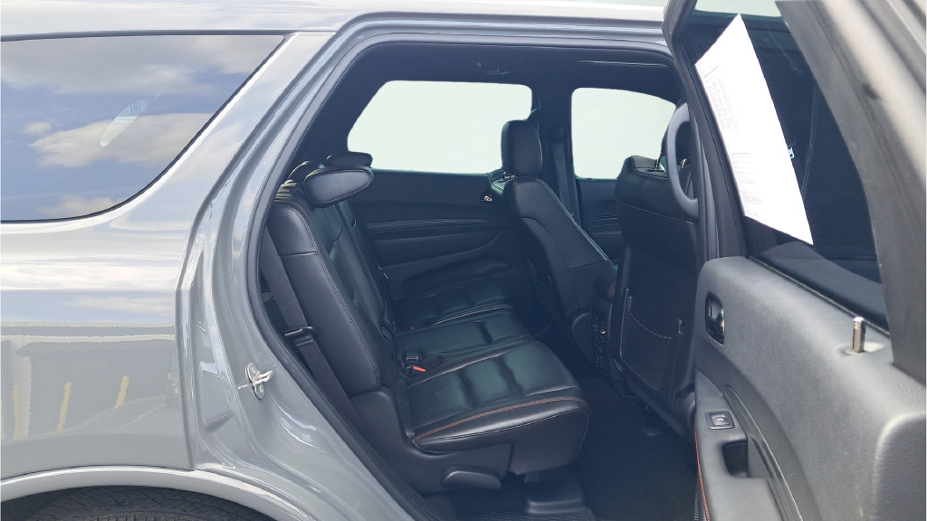 Used 2023 Dodge Durango R/T w/ Blacktop Package AWD/4WD image 14