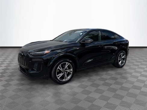 New 2027 Audi Q6 e-tron Premium Plus AWD/4WD image 3