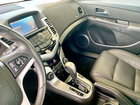 Used 2016 Chevrolet Cruze LTZ w/ Sun, Sound and Sport Package FWD image 37