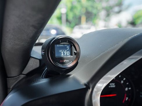 Used 2018 Chevrolet Camaro ZL1 RWD image 30