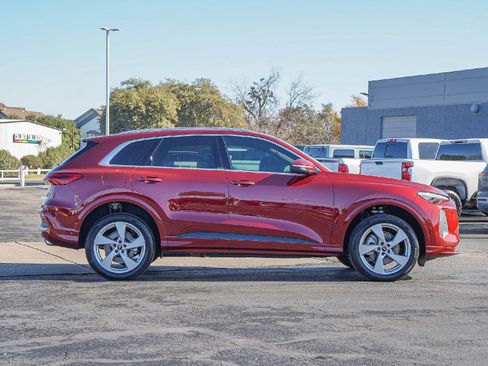 New 2025 Audi Q5 Premium Plus image 4