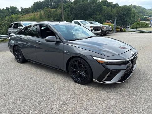 Used 2025 Hyundai Elantra N Line FWD image 7