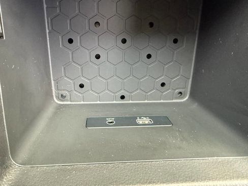 Used 2019 Audi Q5 2.0T Premium Plus w/ Premium Plus Package image 24