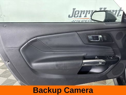 Used 2025 Ford Mustang Premium RWD image 10