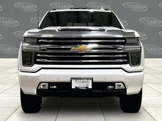 Used 2022 Chevrolet Silverado 3500 High Country video 2
