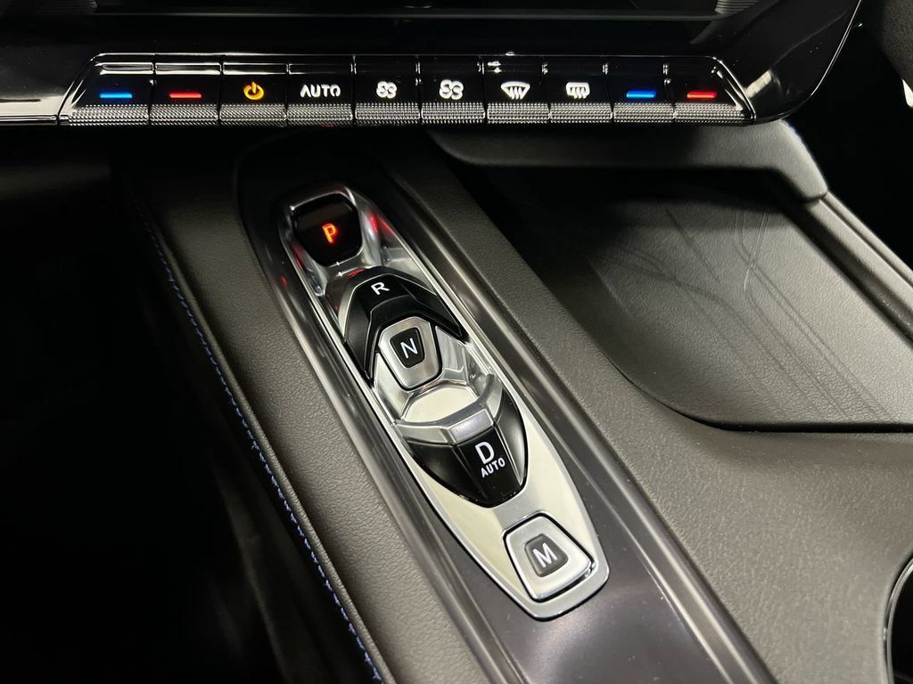 New 2026 Chevrolet Corvette E-Ray w/ Stealth Interior Trim Package AWD/4WD image 18