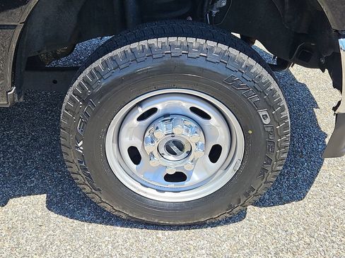 Used 2022 Ford F250 XL w/ Power Equipment Group AWD/4WD image 10