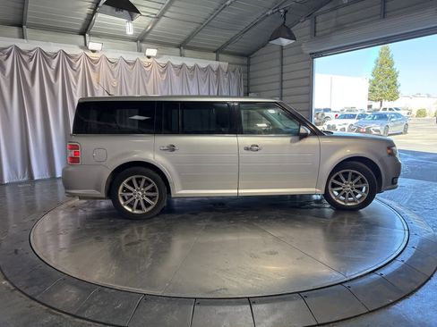 Used 2014 Ford Flex Limited image 3