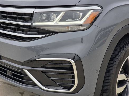 Used 2023 Volkswagen Atlas Cross Sport SEL Premium R-Line AWD/4WD image 7