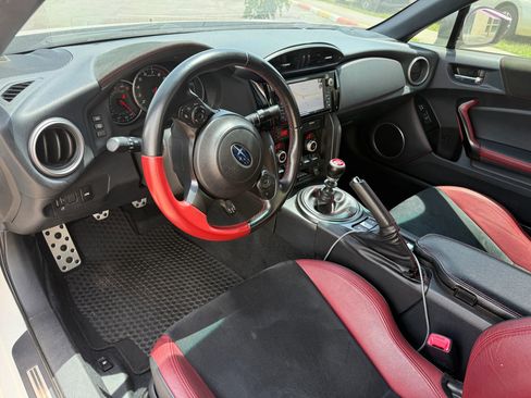 Used 2018 Subaru BRZ tS w/ Popular Package #3 RWD image 30