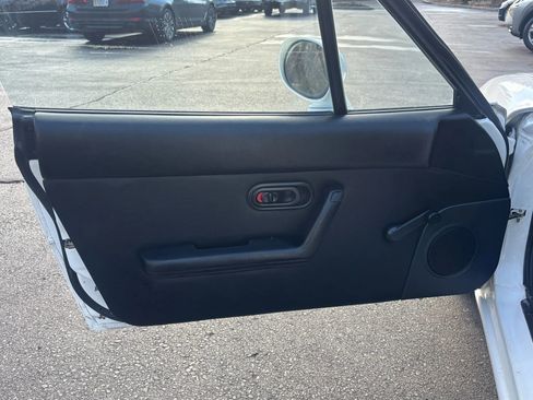 Used 1993 MAZDA MX-5 Miata Limited Edition image 22