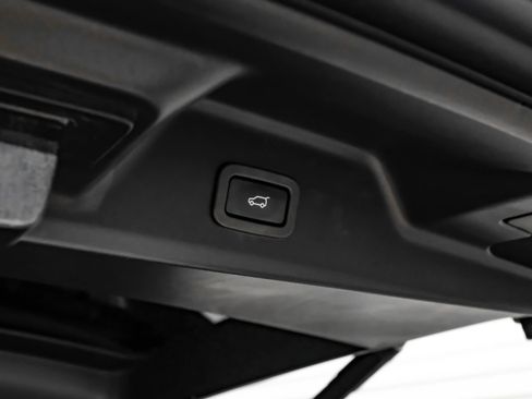 Used 2019 Land Rover Range Rover Long Wheelbase Autobiography AWD/4WD image 72