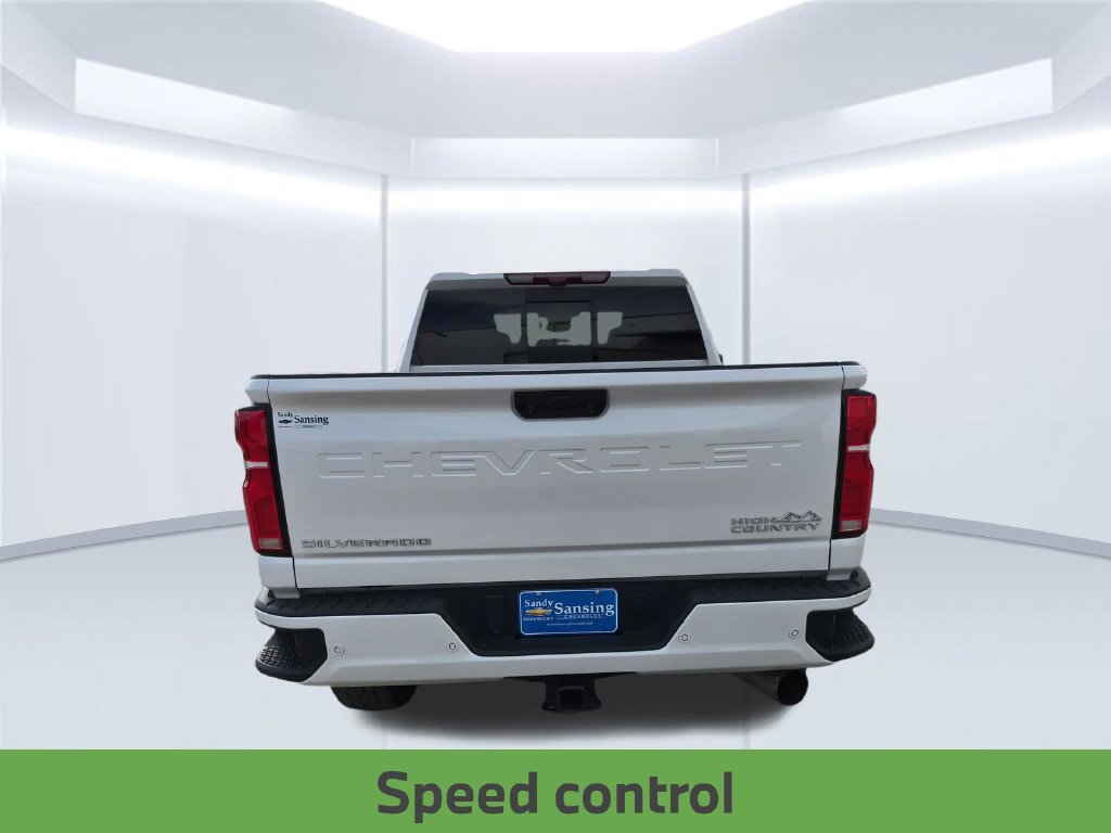 Used 2025 Chevrolet Silverado 2500 High Country w/ High Country Premium Package AWD/4WD image 6