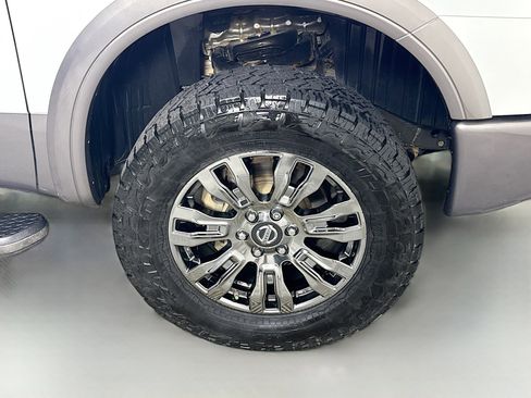 Used 2019 Nissan Titan Platinum Reserve w/ Platinum Utility Package AWD/4WD image 32