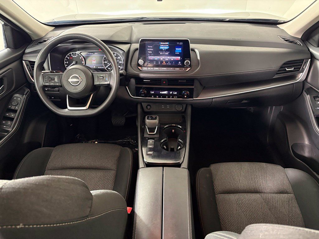 Used 2024 Nissan Rogue SV FWD image 33