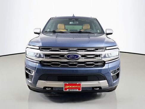 Used 2023 Ford Expedition Max Platinum image 2