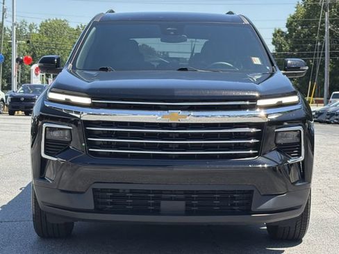 Used 2026 Chevrolet Traverse LT FWD image 9