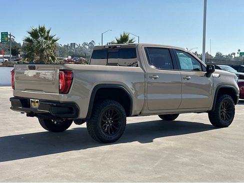 Used 2023 GMC Sierra 1500 AT4X image 3