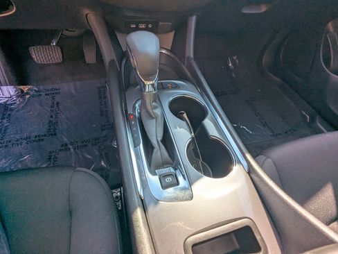 Used 2024 Chevrolet Malibu LT image 23