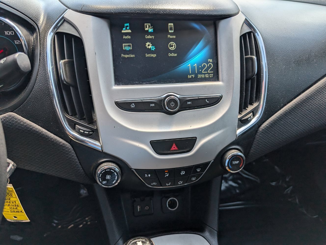 Used 2018 Chevrolet Cruze LS FWD image 21