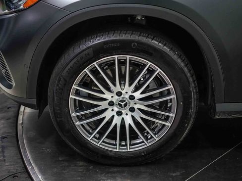 Used 2026 Mercedes-Benz GLC 300 image 6