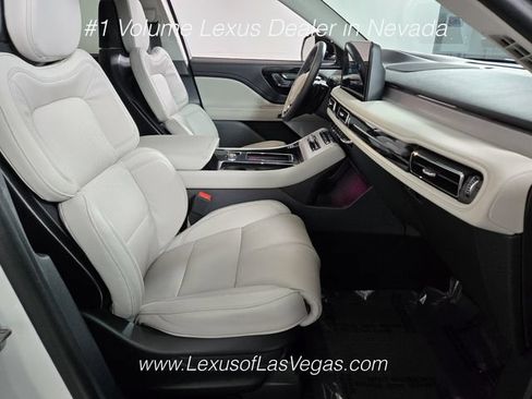 Used 2026 Lincoln Aviator Reserve AWD/4WD image 24