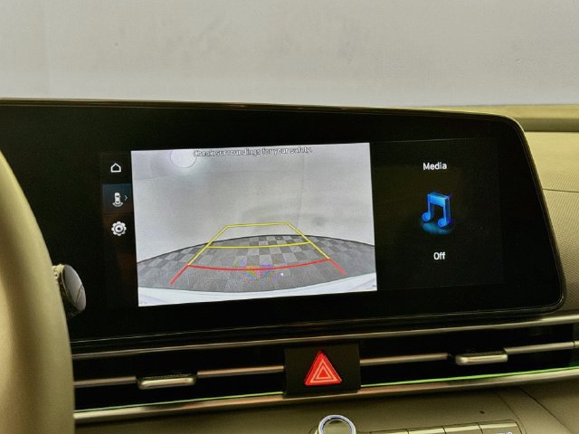New 2026 Hyundai Elantra SEL FWD image 23