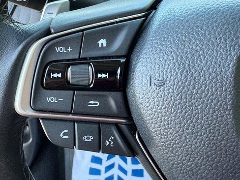 Certified 2022 Honda Accord Touring image 21