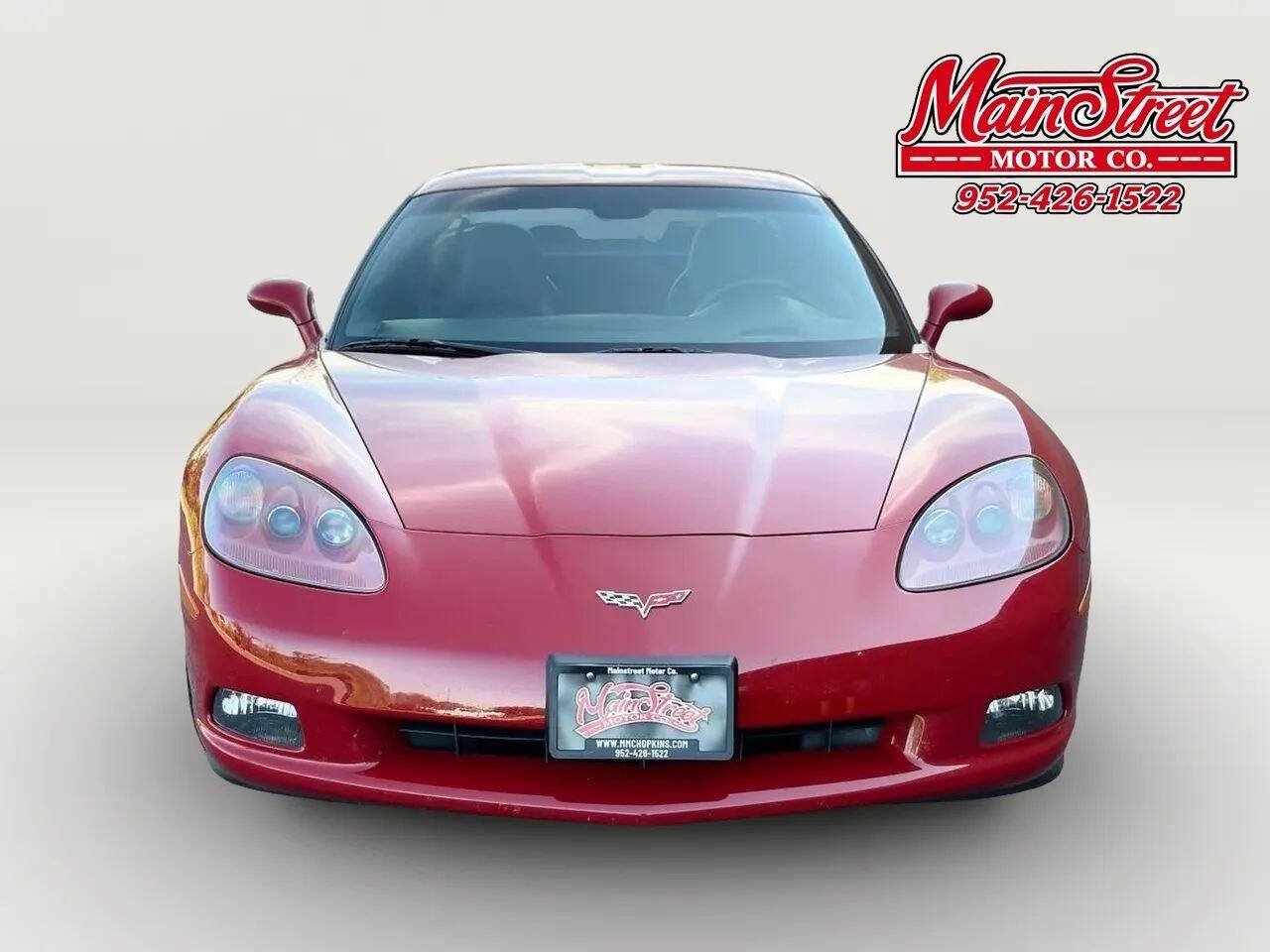 Used 2005 Chevrolet Corvette Coupe w/ Preferred Equipment Group RWD image 2