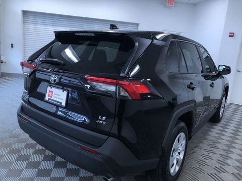 Certified 2025 Toyota RAV4 LE image 33