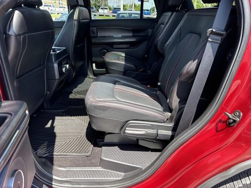 Used 2019 Ford Expedition Limited w/ Equipment Group 303A AWD/4WD image 27