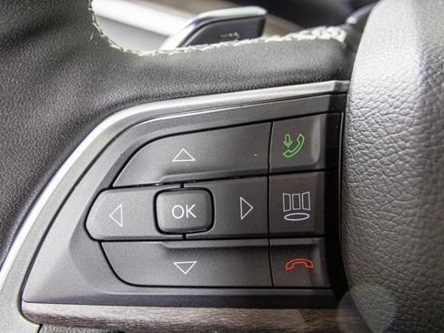 New 2026 Jeep Grand Cherokee Altitude image 32