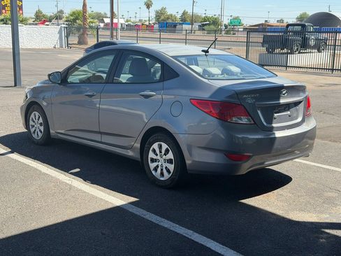 Used 2015 Hyundai Accent GLS FWD image 5