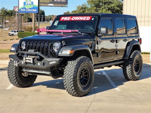 Used 2021 Jeep Wrangler Unlimited Sport image 3