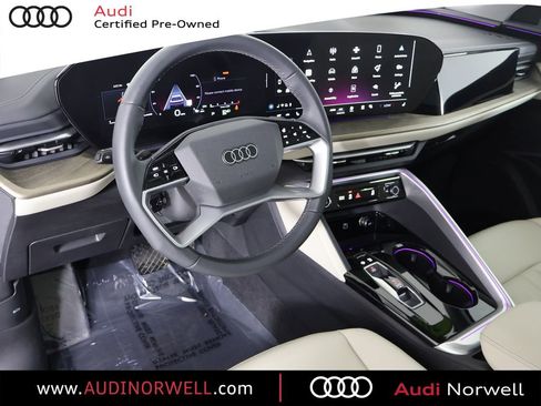 Certified 2025 Audi Q5 Premium w/ Convenience Package AWD/4WD image 2