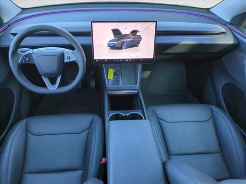 Used 2026 Tesla Model Y 2WD image 19