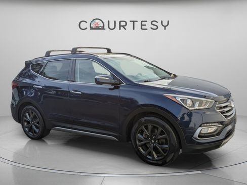 Used 2018 Hyundai Santa Fe Sport image 9