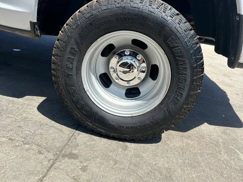 Used 2017 RAM 3500 Tradesman w/ Cold Weather Group AWD/4WD image 19