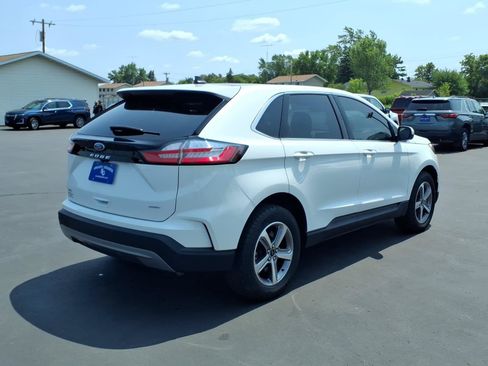 Used 2024 Ford Edge SEL w/ Convenience Package AWD/4WD image 6