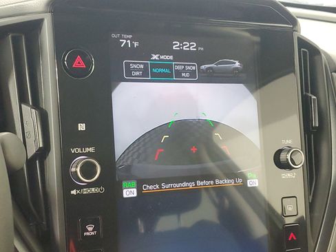 Used 2025 Subaru Crosstrek 2.5i Limited w/ Crosstrek Mirror Package image 18