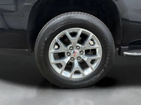 Used 2018 GMC Yukon SLT w/ Open Road Package AWD/4WD image 25